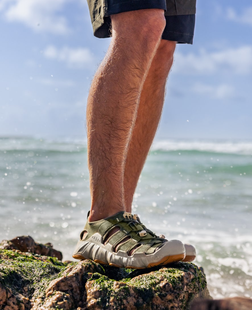 Men's Hyperport H2 Sandal | Martini Olive/Plaza Taupe - Image 8