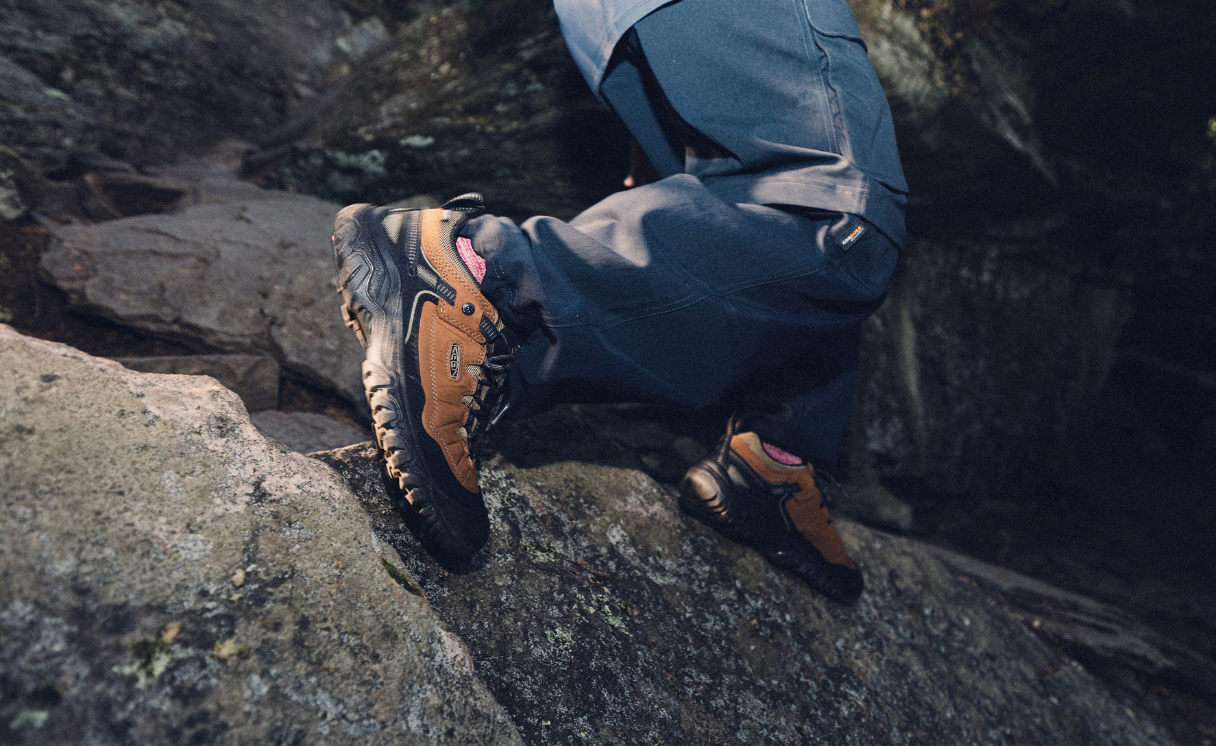 Men's Targhee IV Waterproof Hiking Shoe | Sea Turtle/Roasted Pecan - Image 7