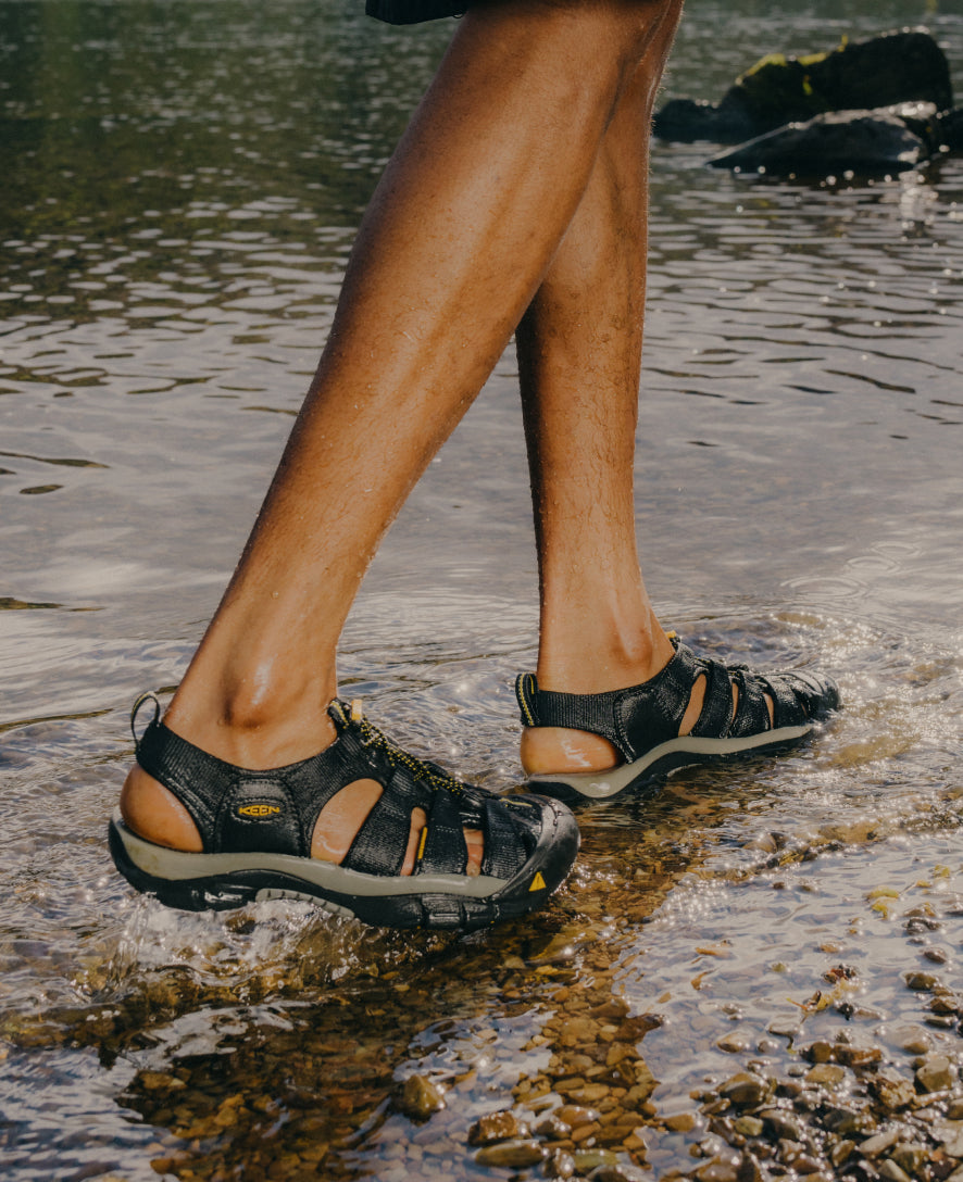 Men's Newport H2 Sandal | Raven/Aluminum - Image 8