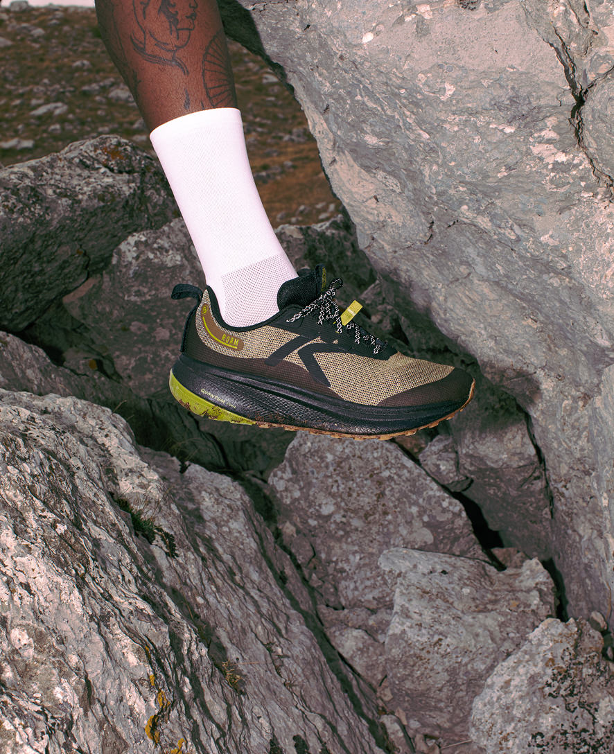 Men's Roam Trail Running Shoe | Dark Olive/Golden Cypress - Image 8